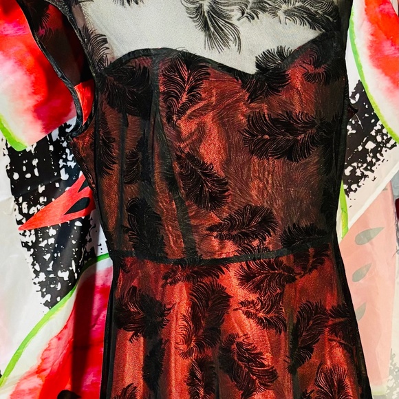 Whispering Ivy DRess - Picture 1 of 11